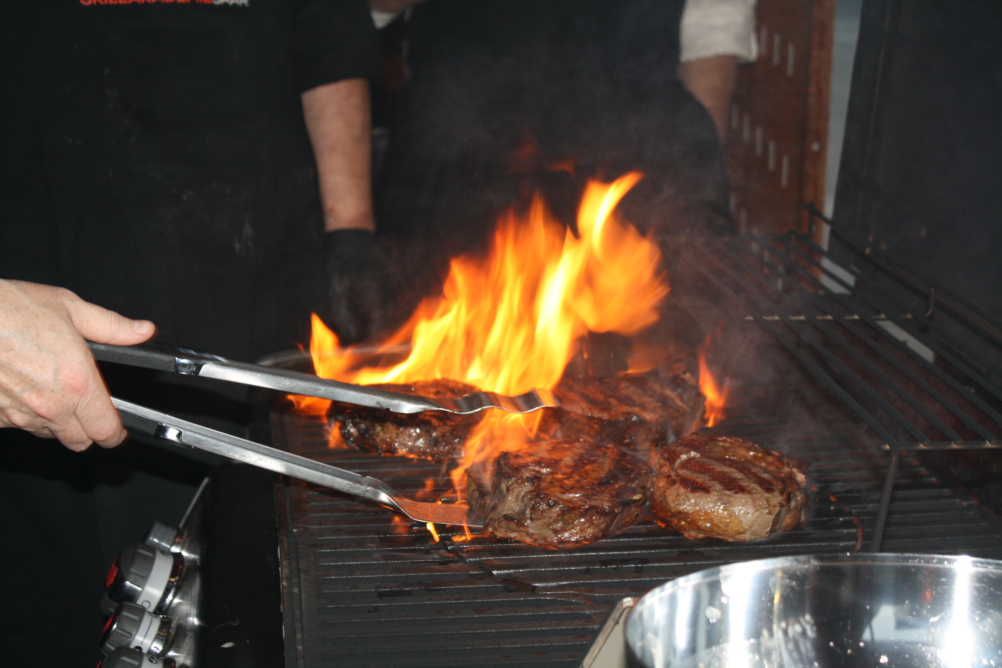 12.11.2026 Grillkurs STEAK Deluxe - Tomahawk, Prime Rib, Dry Aged - Donnerstag - 4 bis 5 Std.