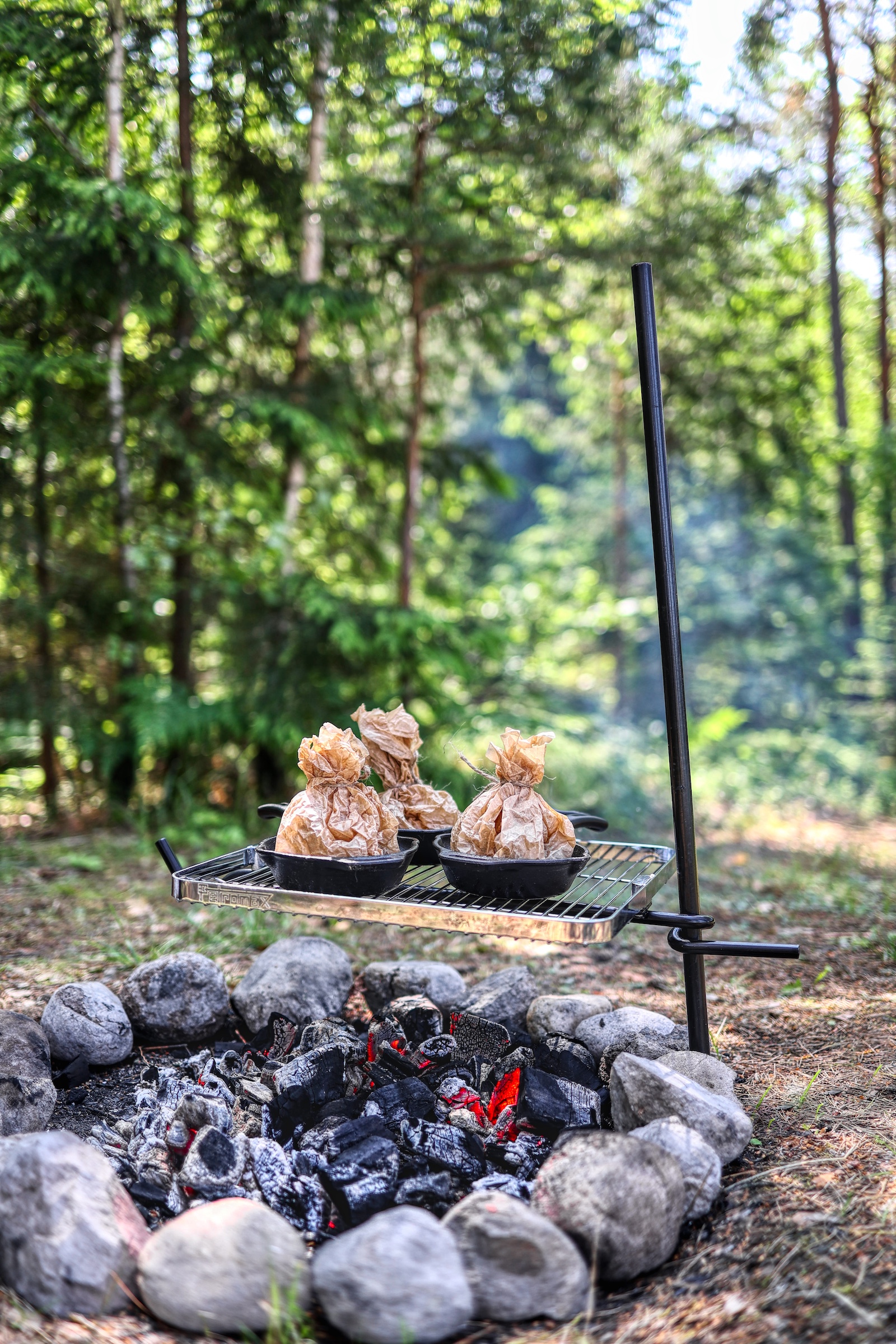Petromax Feueranker für Lagerfeuer und anderen Feuerstellen FA1